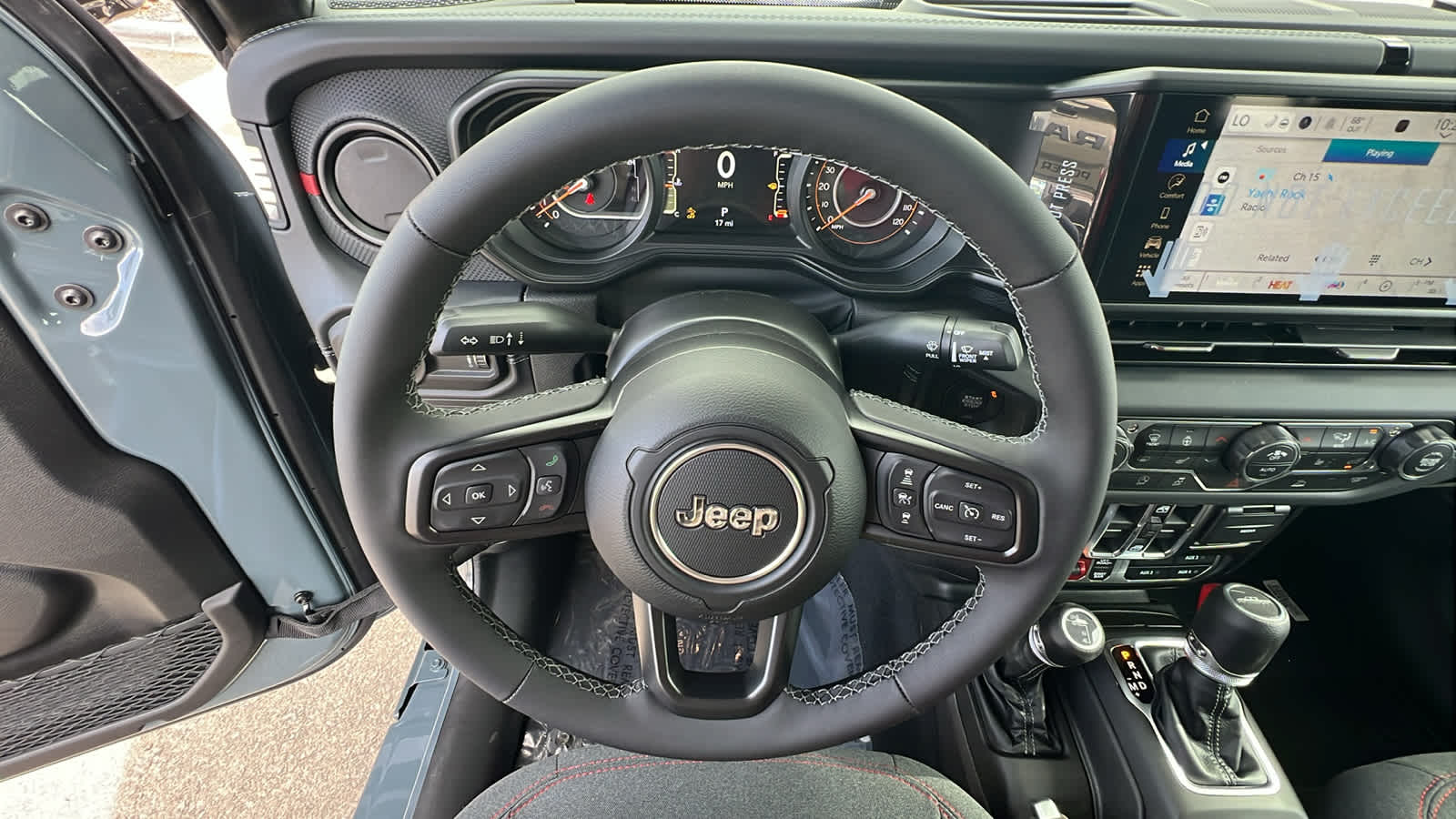 Thumbnail: 2026 Jeep Gladiator - 18