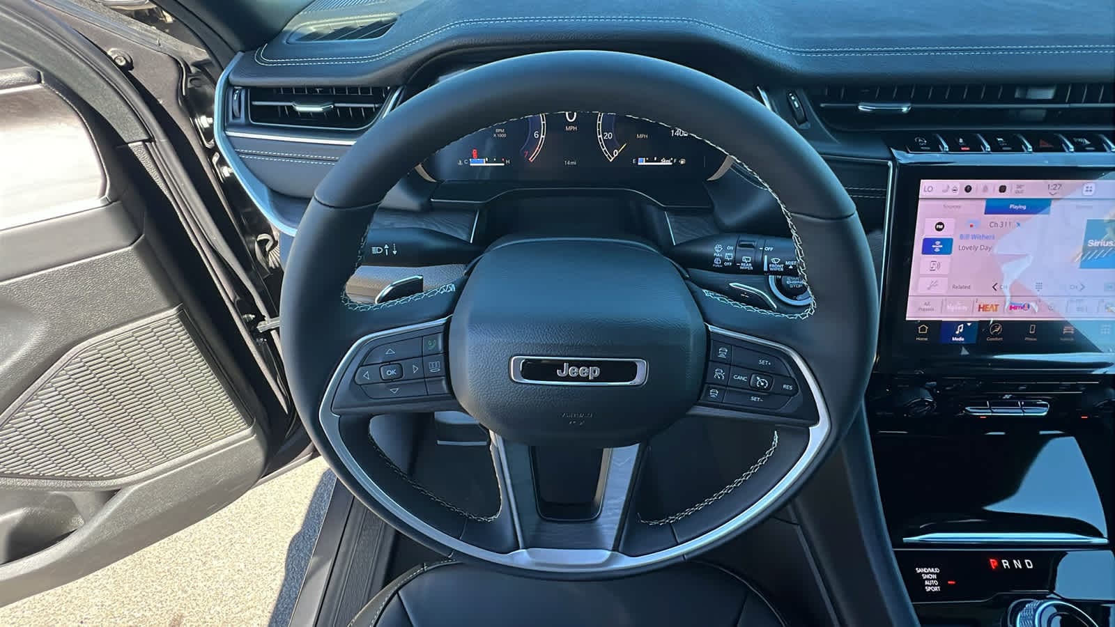 Thumbnail: 2025 Jeep Grand Cherokee - 18