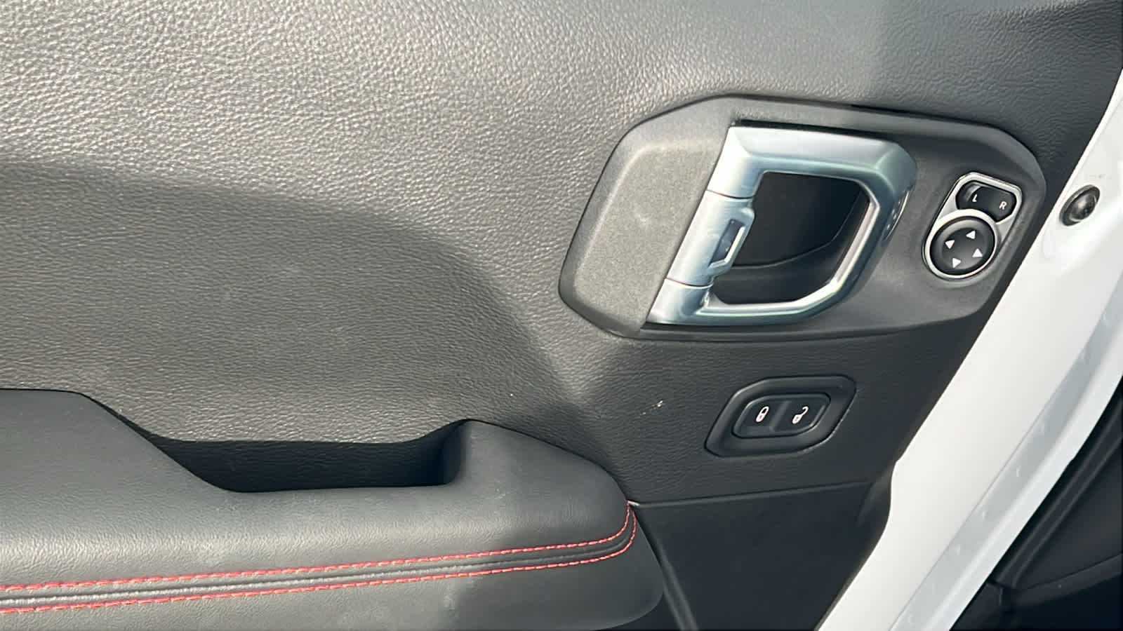 Thumbnail: 2026 Jeep Gladiator - 22