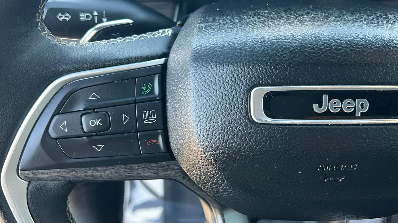 Thumbnail: 2024 Jeep Grand Cherokee L - 19