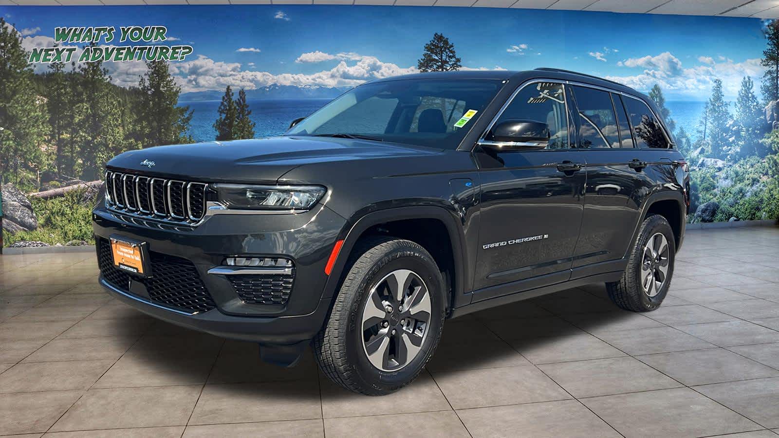 2023 Jeep Grand Cherokee 4xe 4x4's photo