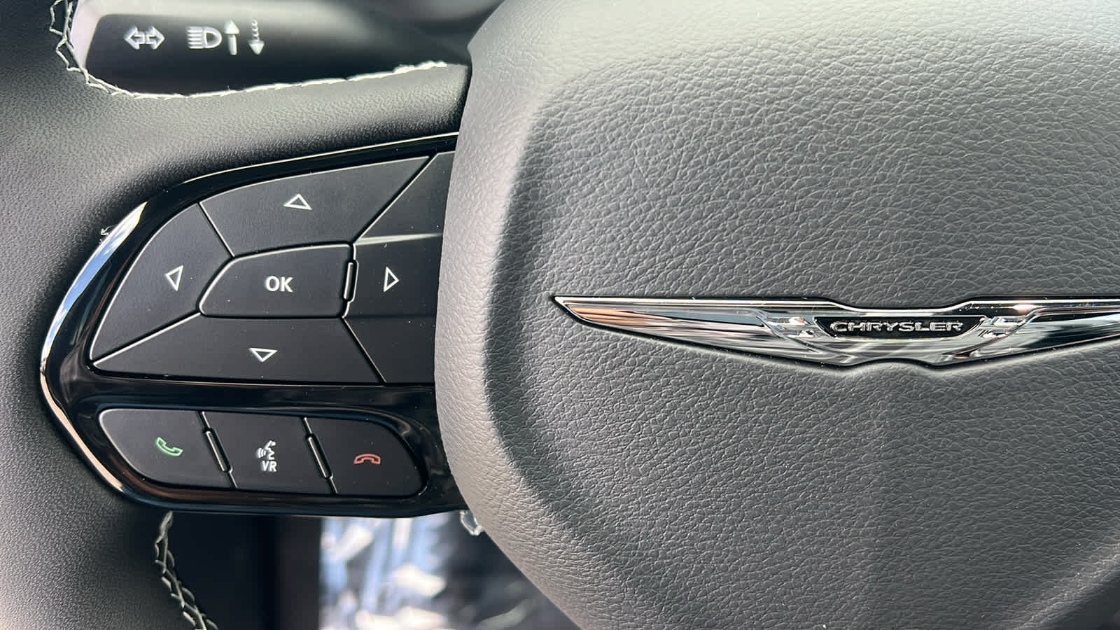 Thumbnail: 2026 Chrysler Pacifica - 19