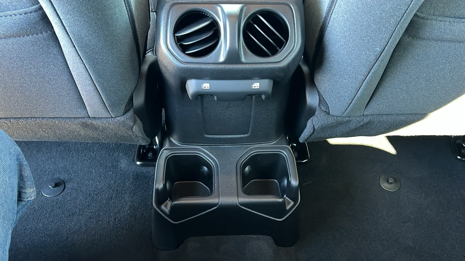 Thumbnail: 2026 Jeep Wrangler - 25