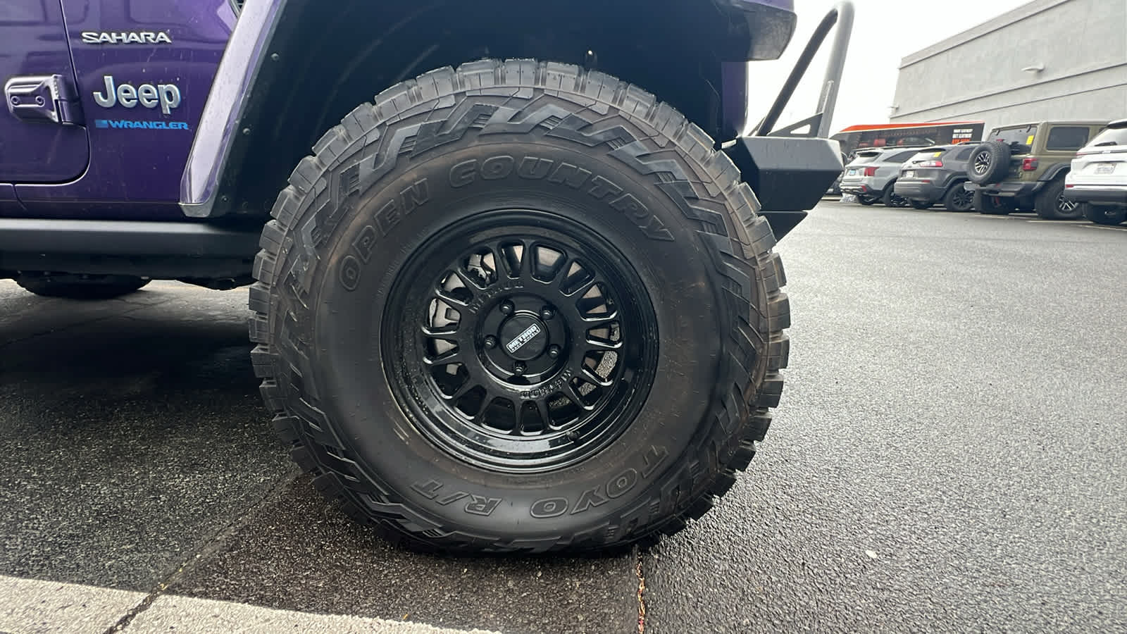 Thumbnail: 2023 Jeep Wrangler - 9