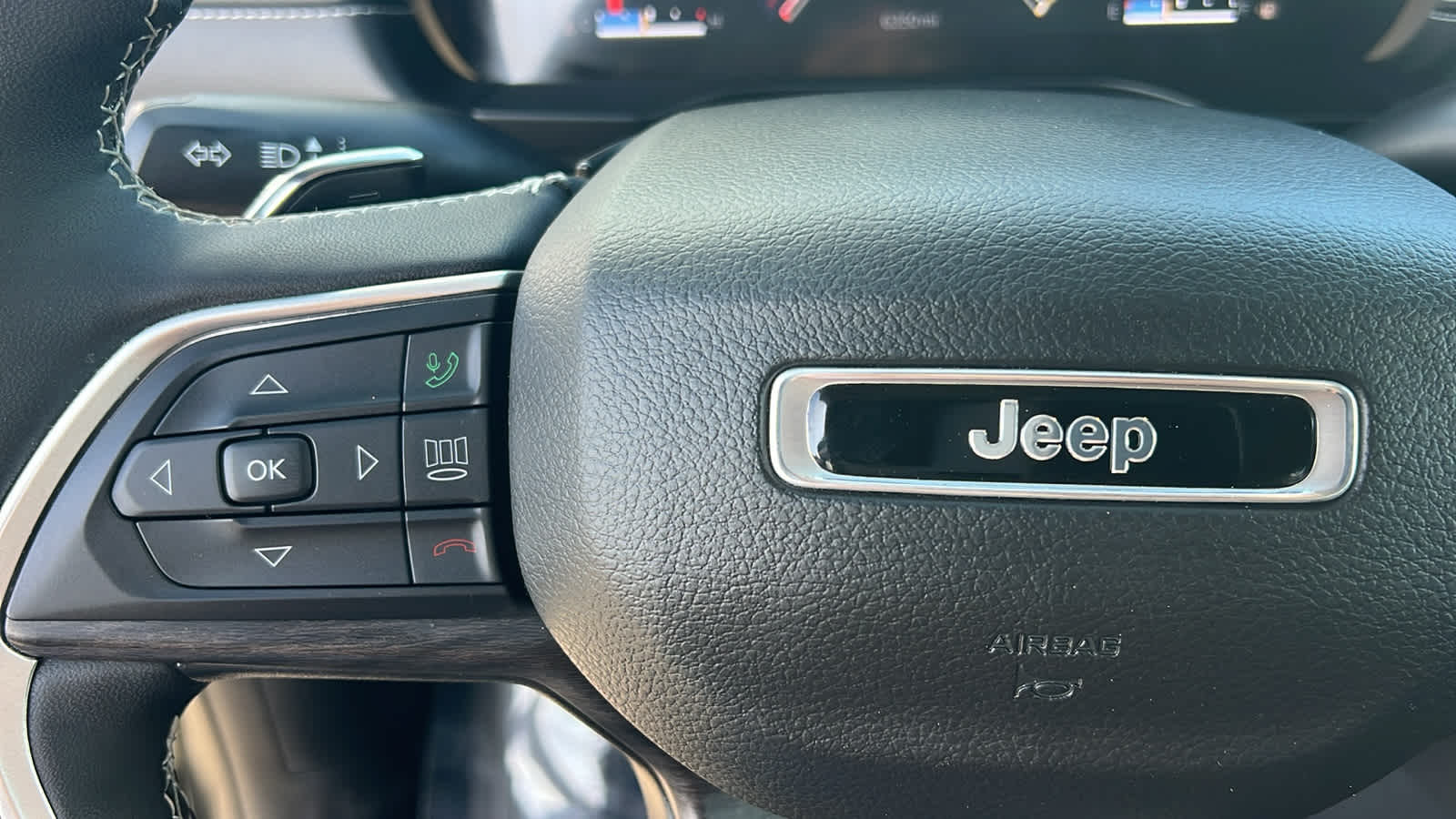 2023 Jeep Grand Cherokee Limited Edition 19