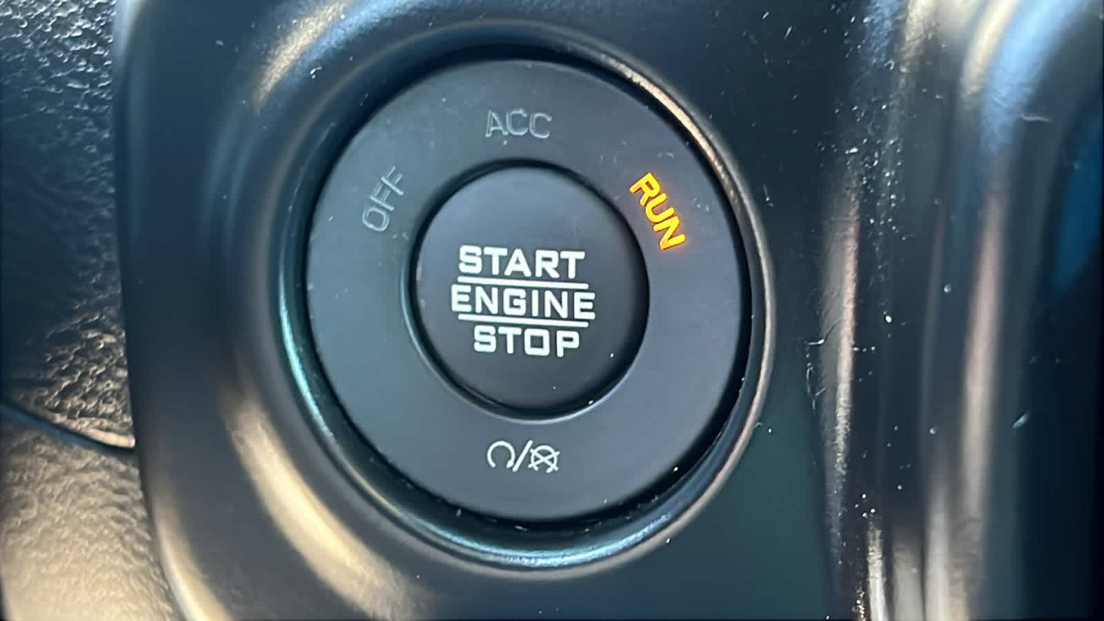 Thumbnail: 2023 Jeep Wrangler - 16