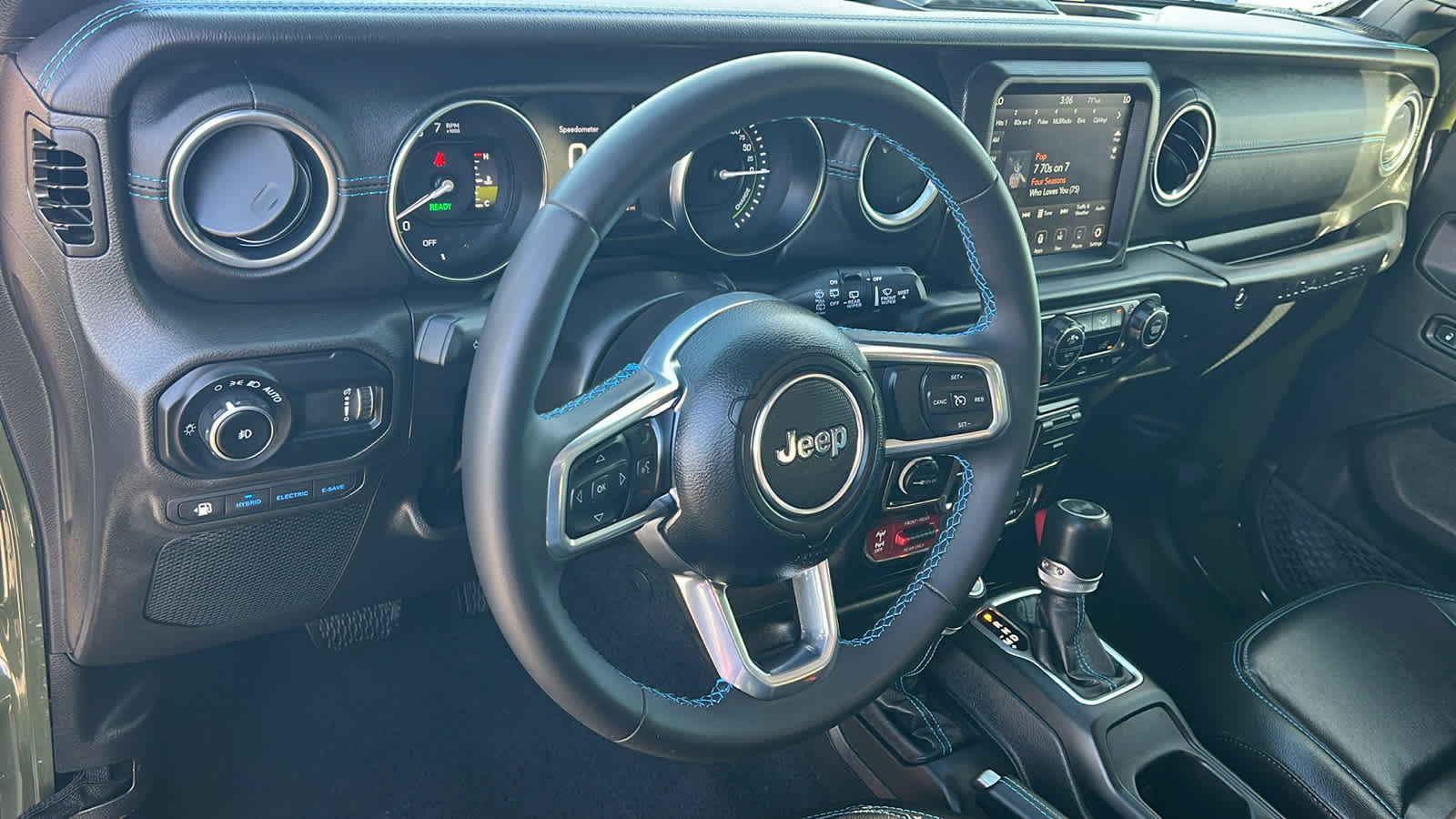 Thumbnail: 2023 Jeep Wrangler - 10