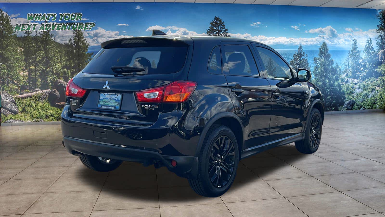 Thumbnail: 2017 Mitsubishi Outlander Sport - 5