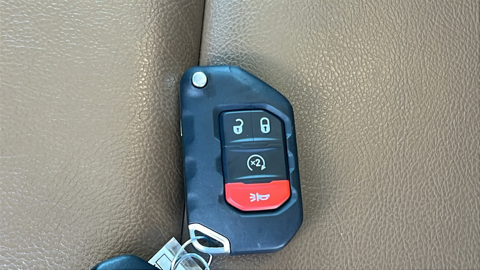 Thumbnail: 2021 Jeep Wrangler - 29