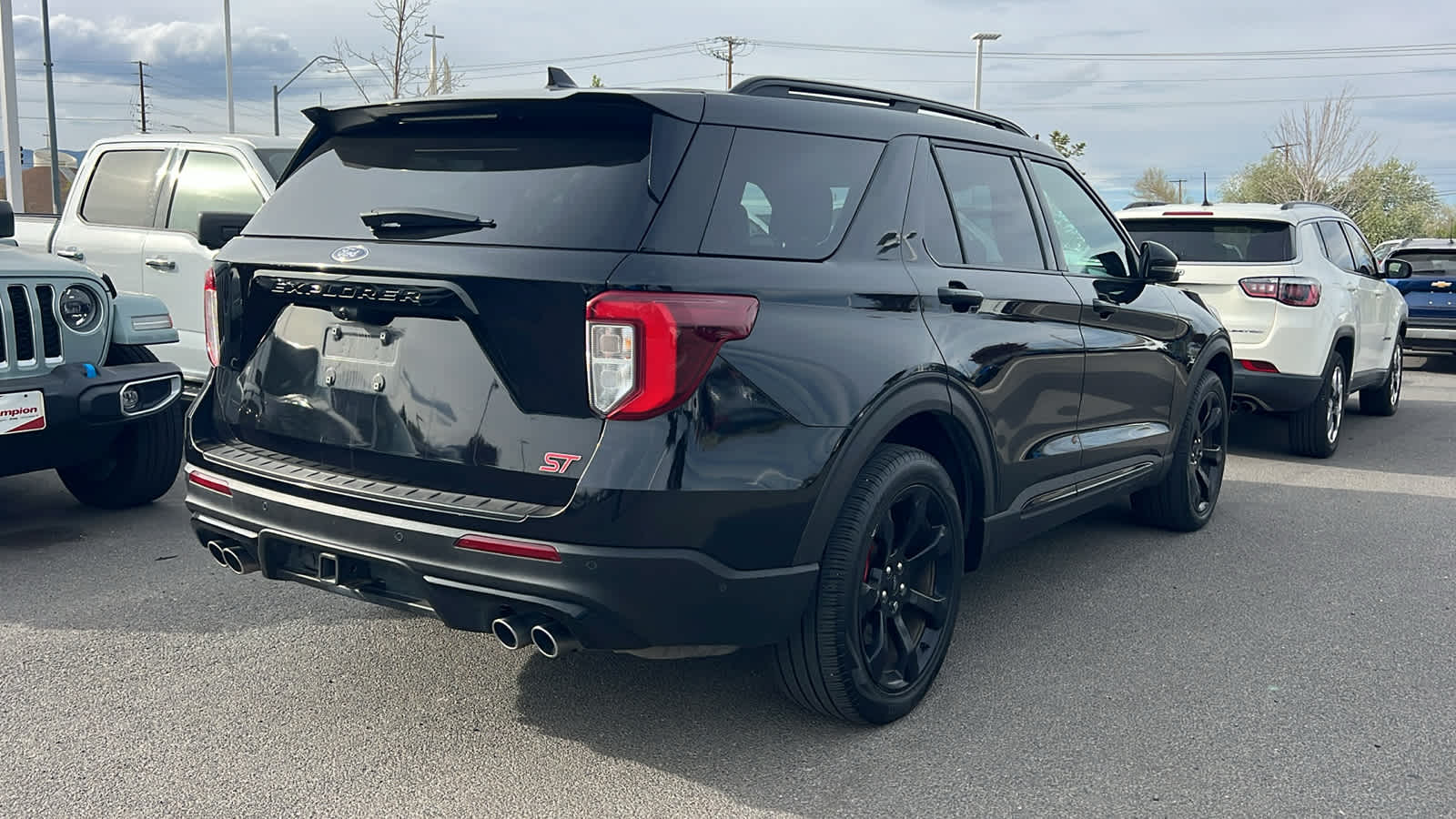 Thumbnail: 2020 Ford Explorer - 5