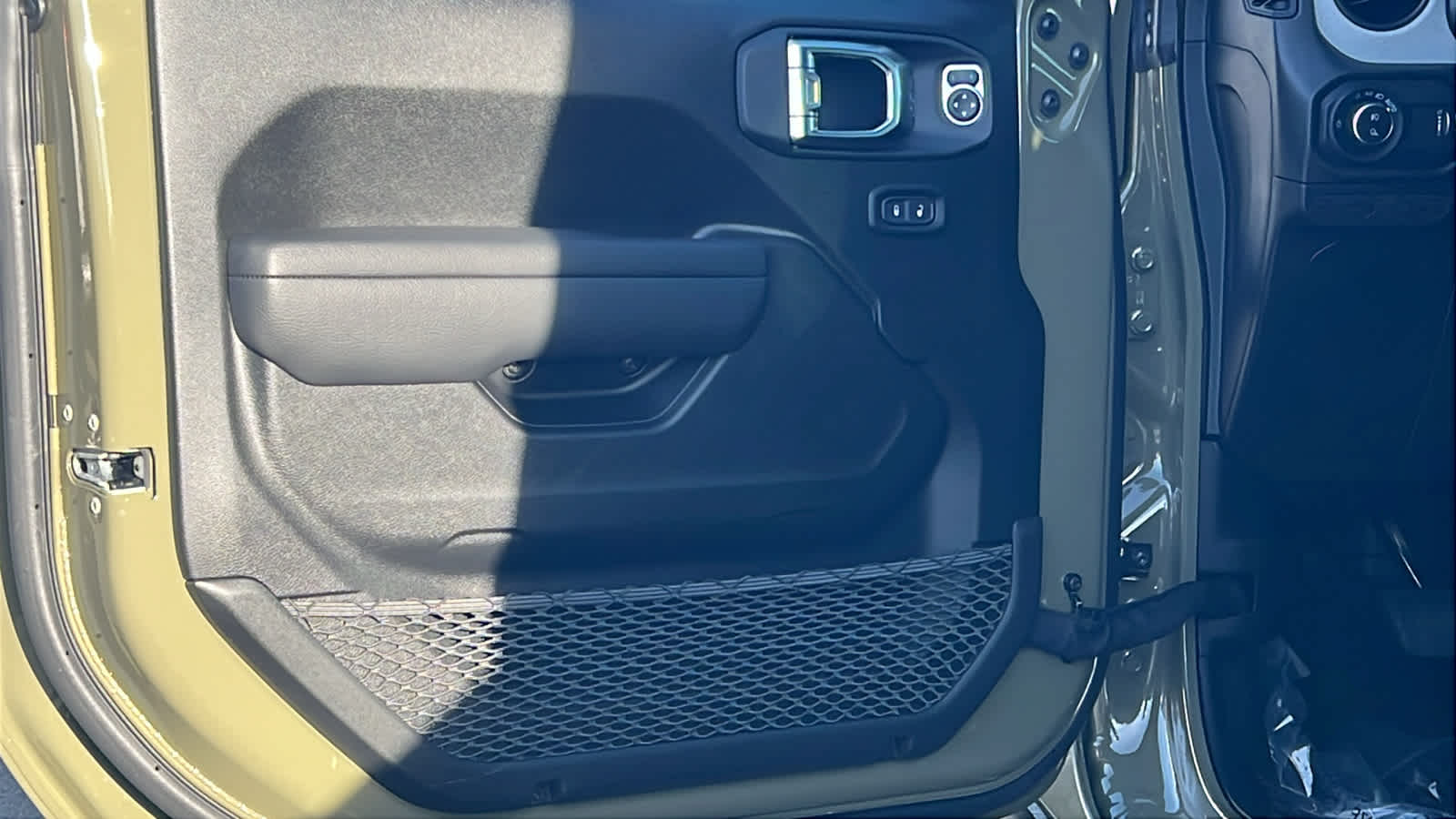 Thumbnail: 2026 Jeep Gladiator - 23