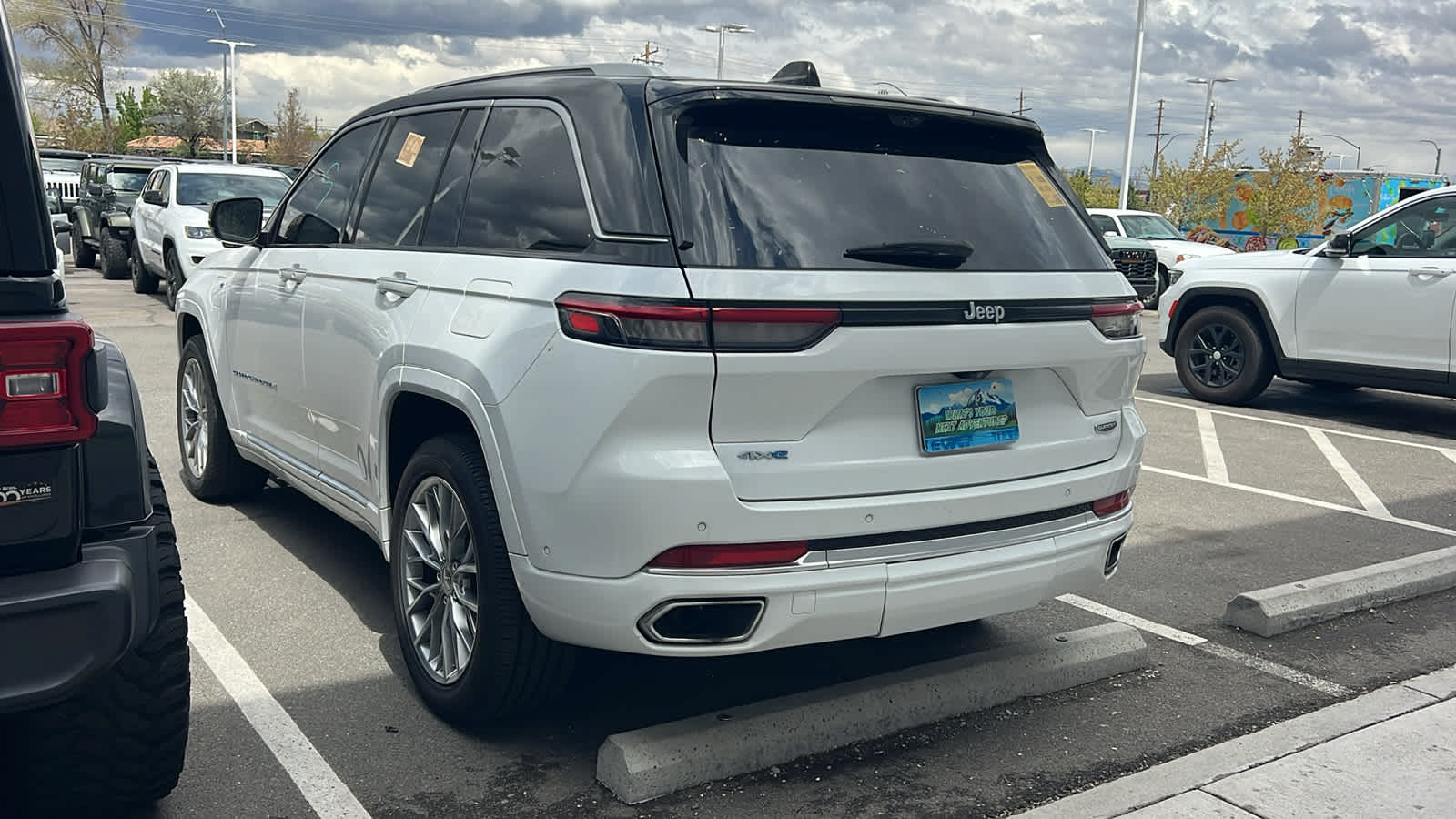 Thumbnail: 2022 Jeep Grand Cherokee - 7