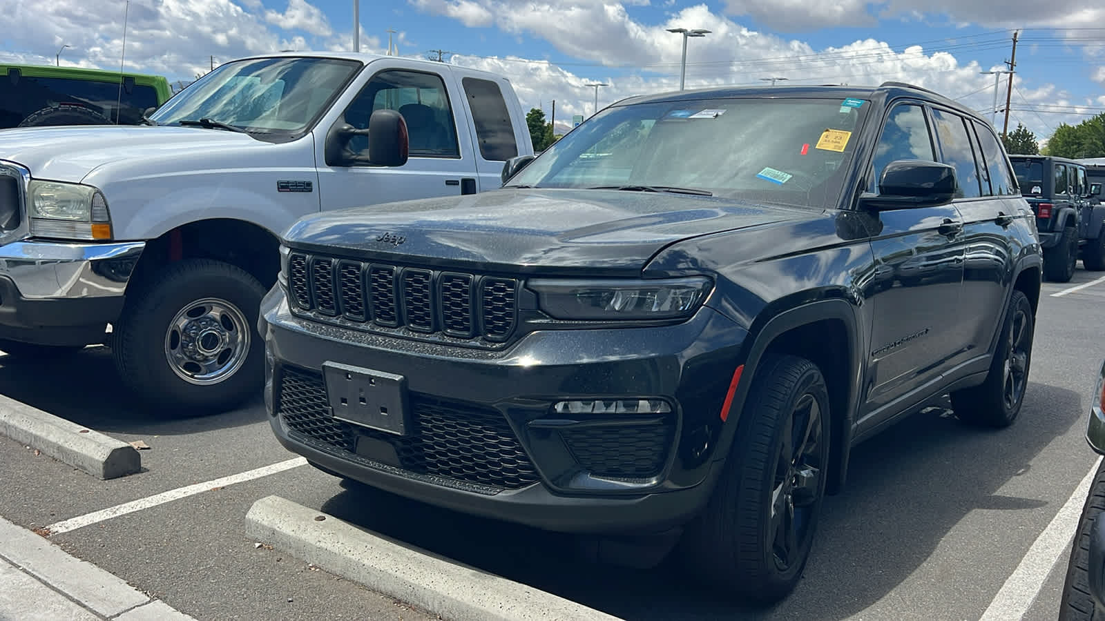 2023 Jeep Grand Cherokee Limited 4x4's photo