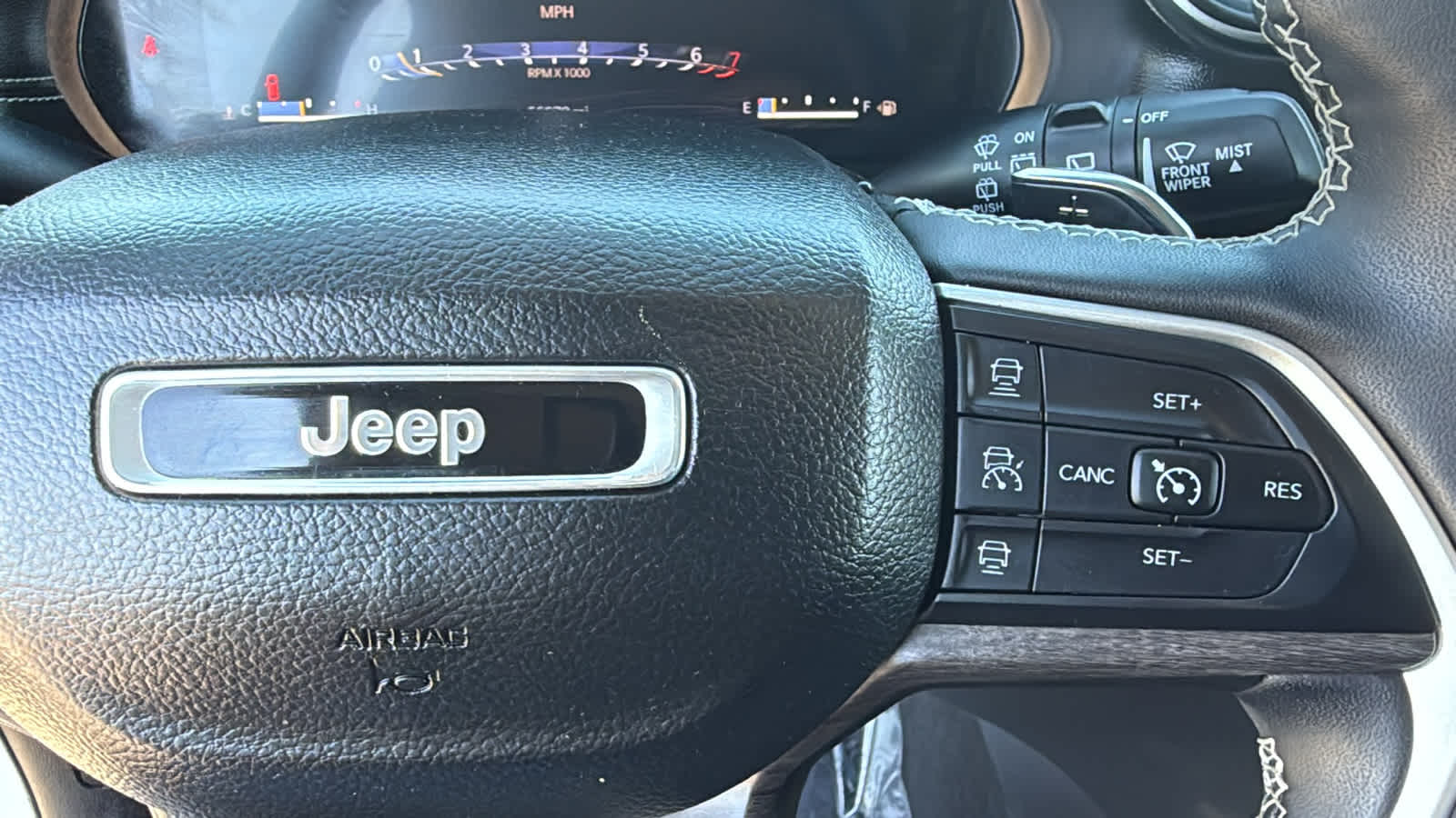 2023 Jeep Grand Cherokee Limited Edition 20