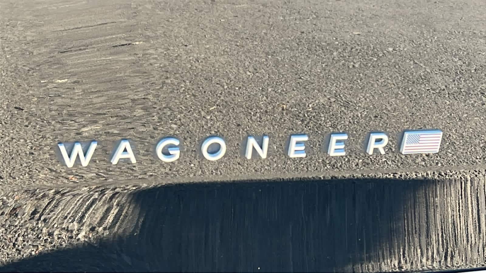 Thumbnail: 2023 Jeep Wagoneer - 28