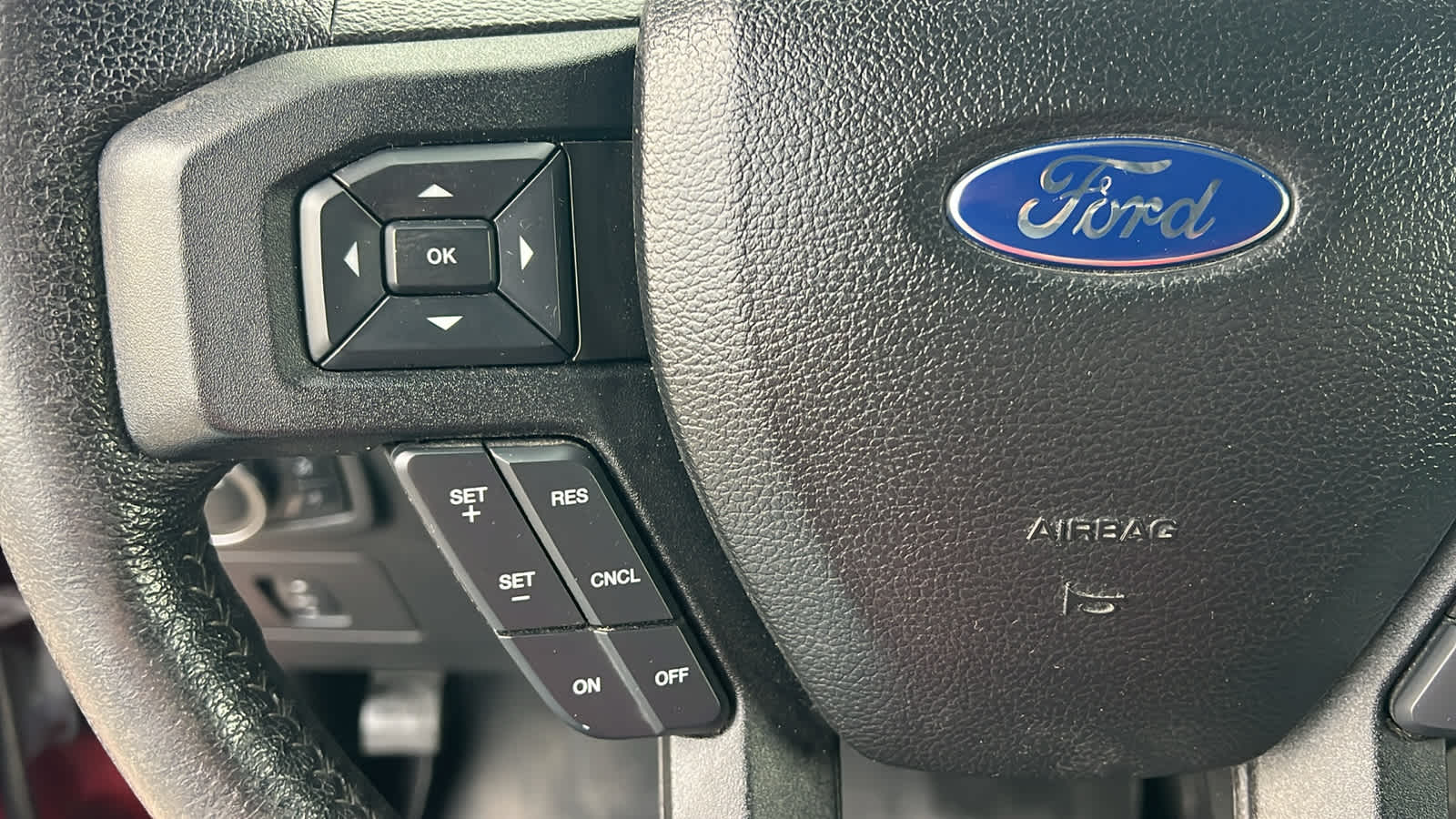 Thumbnail: 2016 Ford F-150 - 19