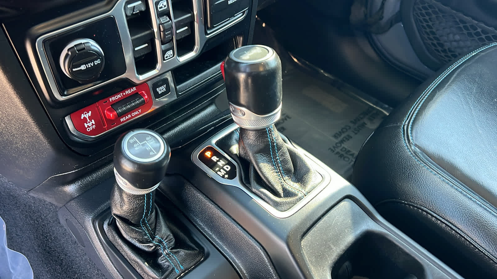 Thumbnail: 2021 Jeep Wrangler - 13