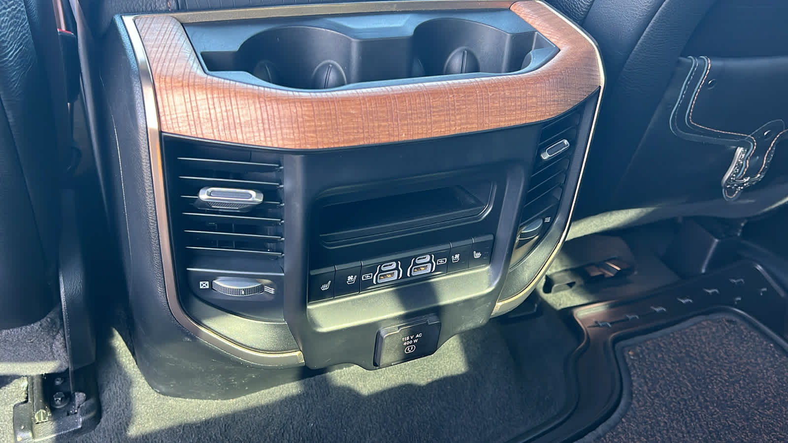 Thumbnail: 2023 RAM 1500 - 25