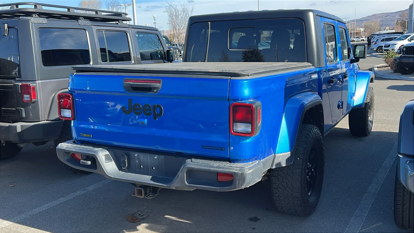 Thumbnail: 2021 Jeep Gladiator - 4
