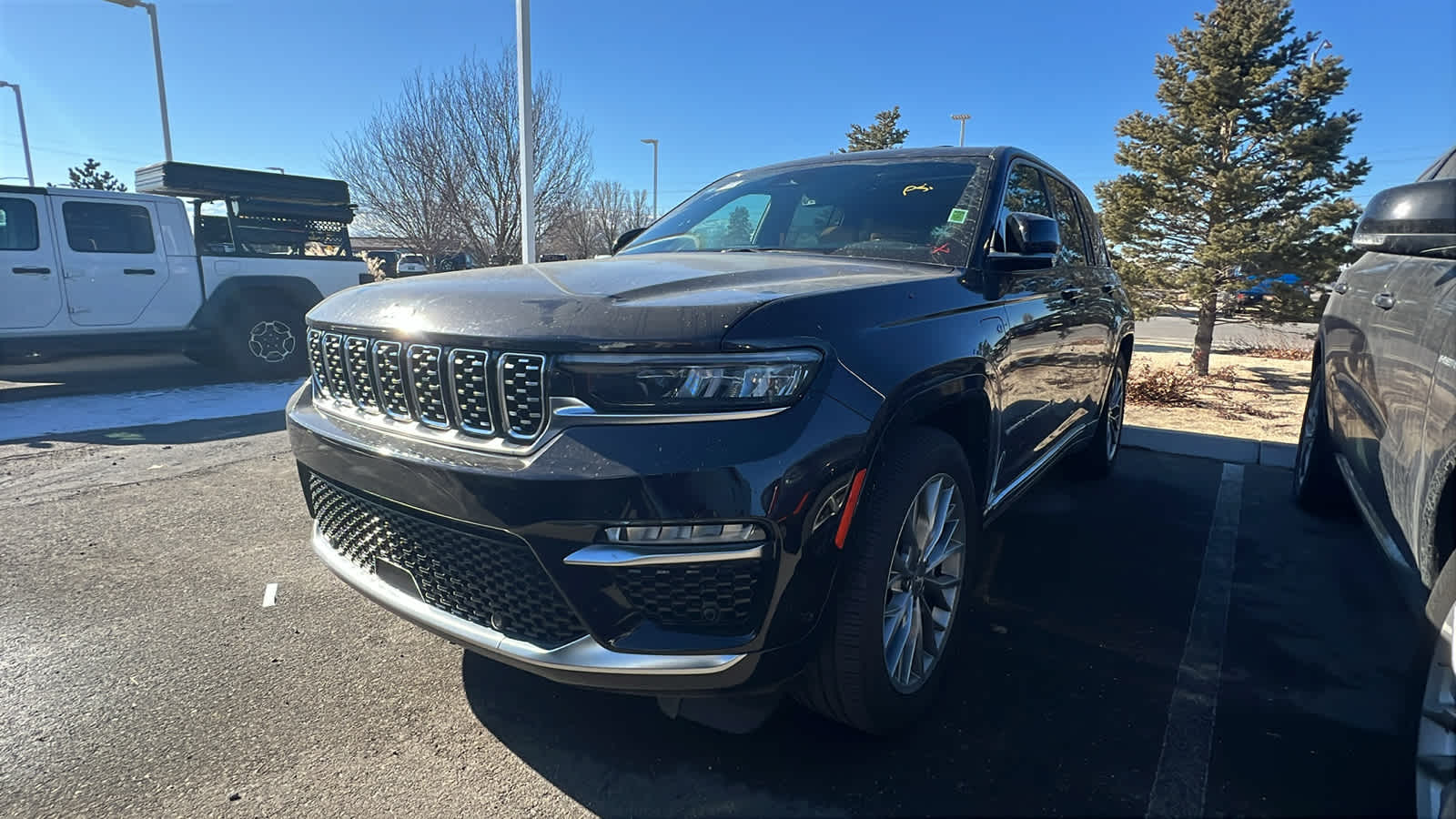 Thumbnail: 2022 Jeep Grand Cherokee - 1