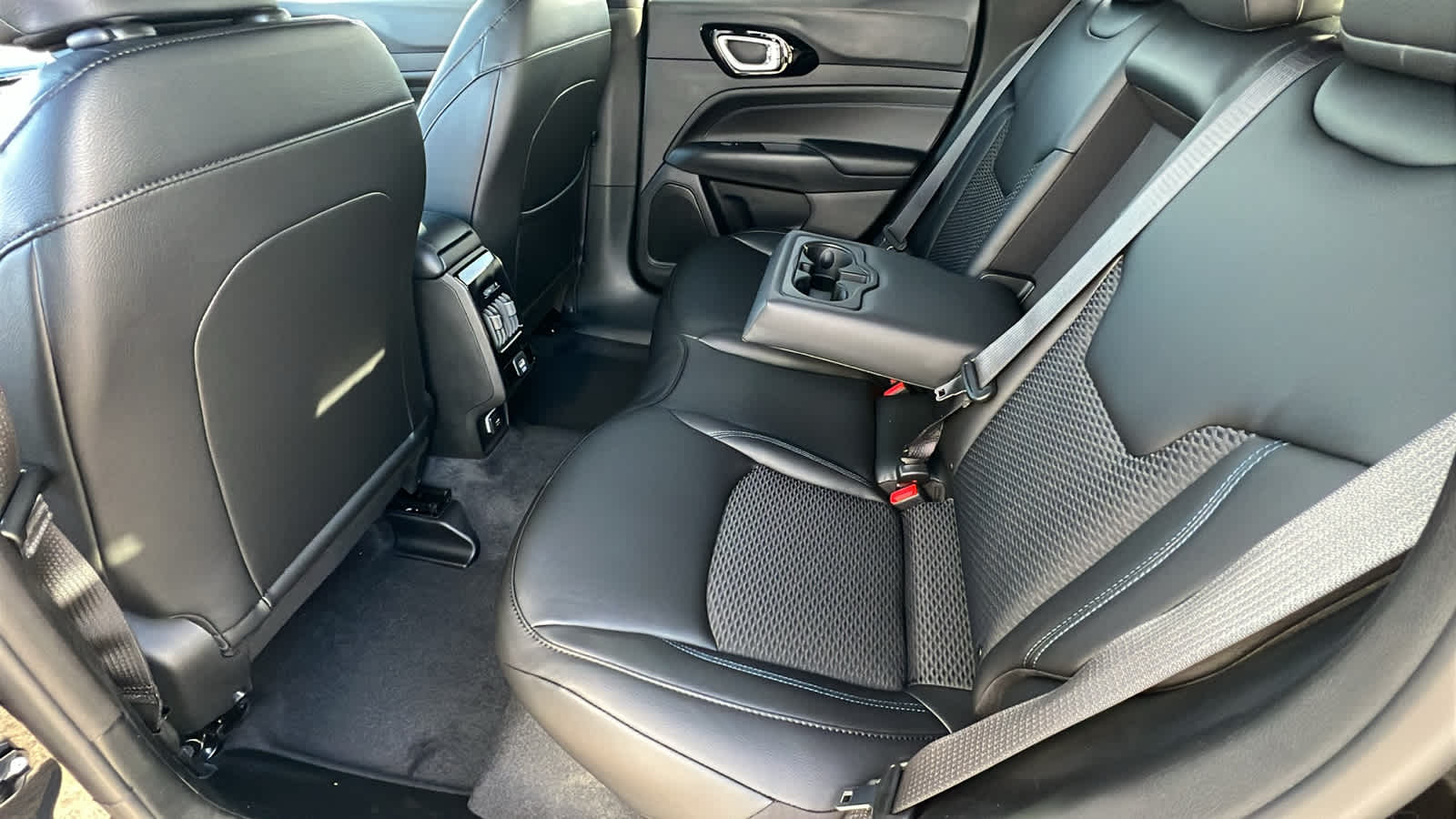 Thumbnail: 2026 Jeep Compass - 24