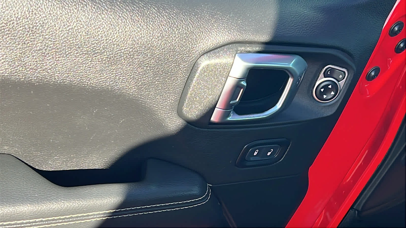 Thumbnail: 2023 Jeep Wrangler - 22