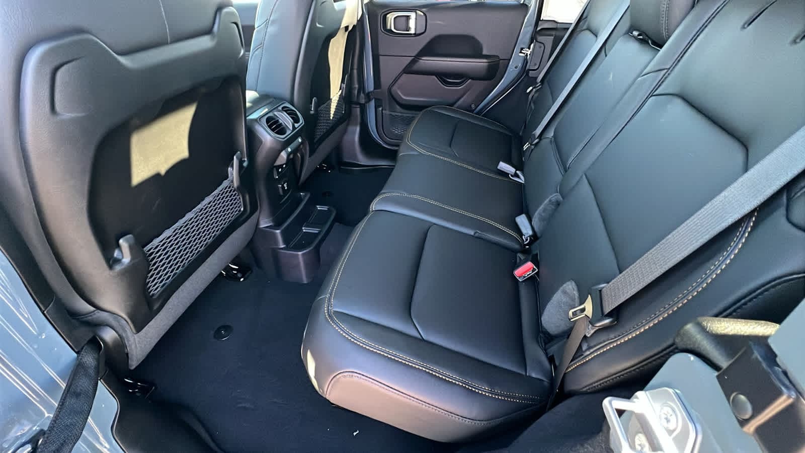 Thumbnail: 2026 Jeep Wrangler - 24