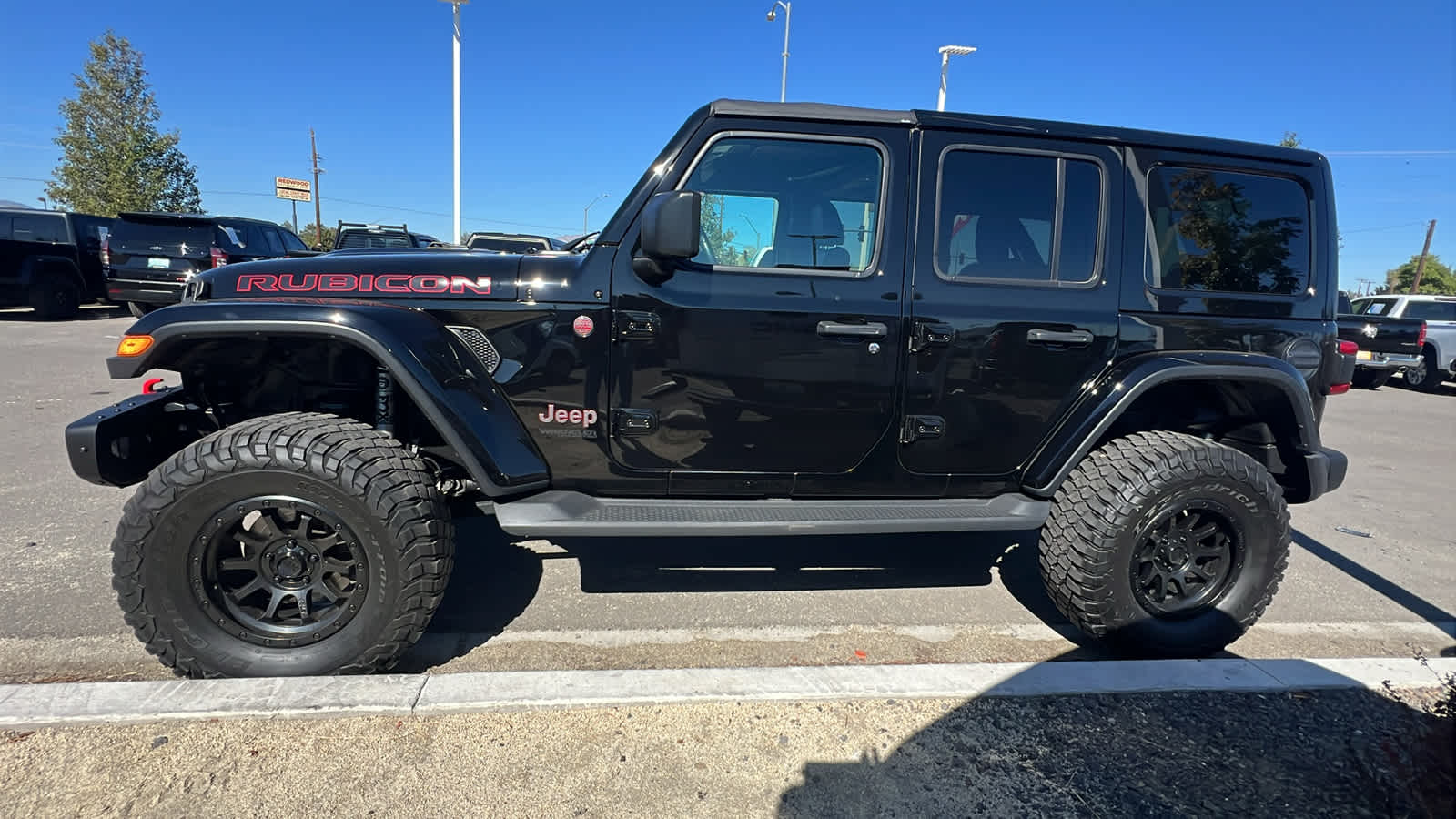 Thumbnail: 2020 Jeep Wrangler - 8