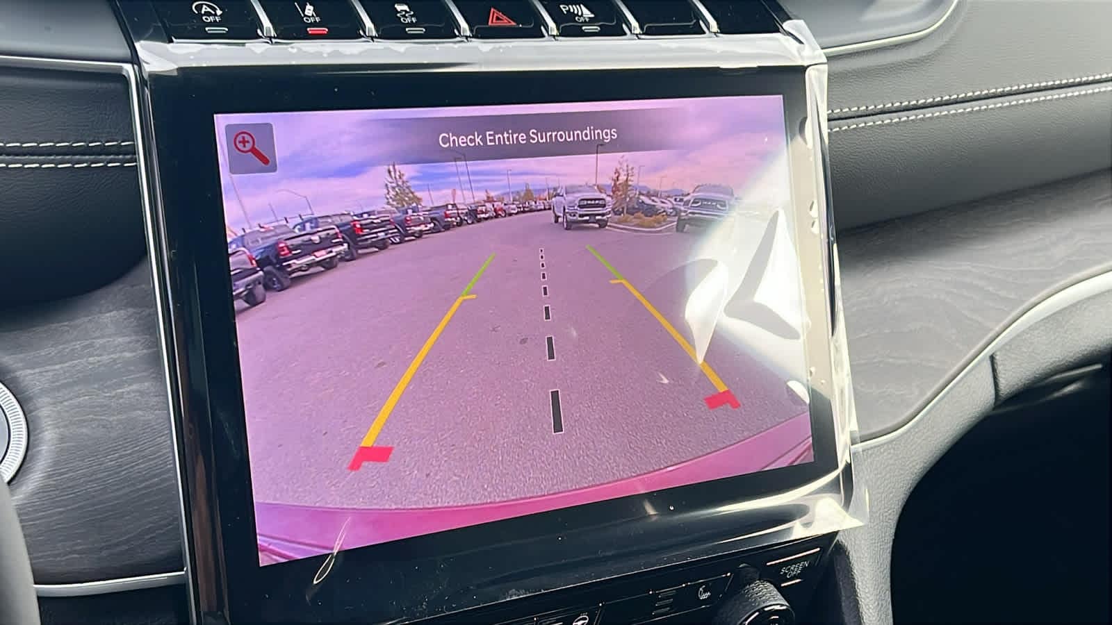 Thumbnail: 2025 Jeep Grand Cherokee - 16