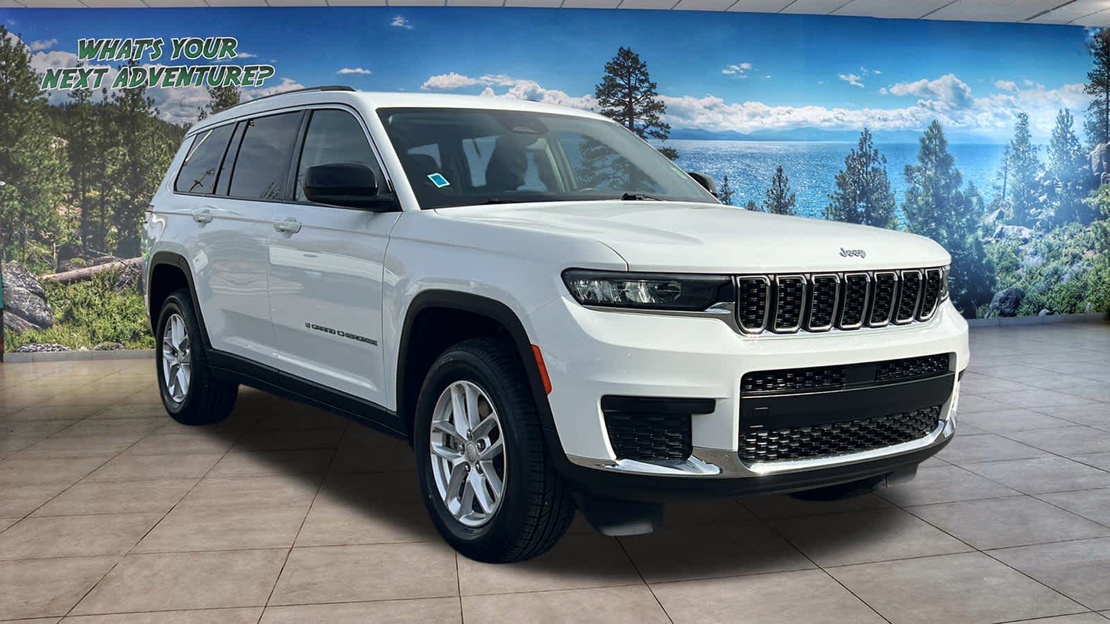 Thumbnail: 2023 Jeep Grand Cherokee - 3