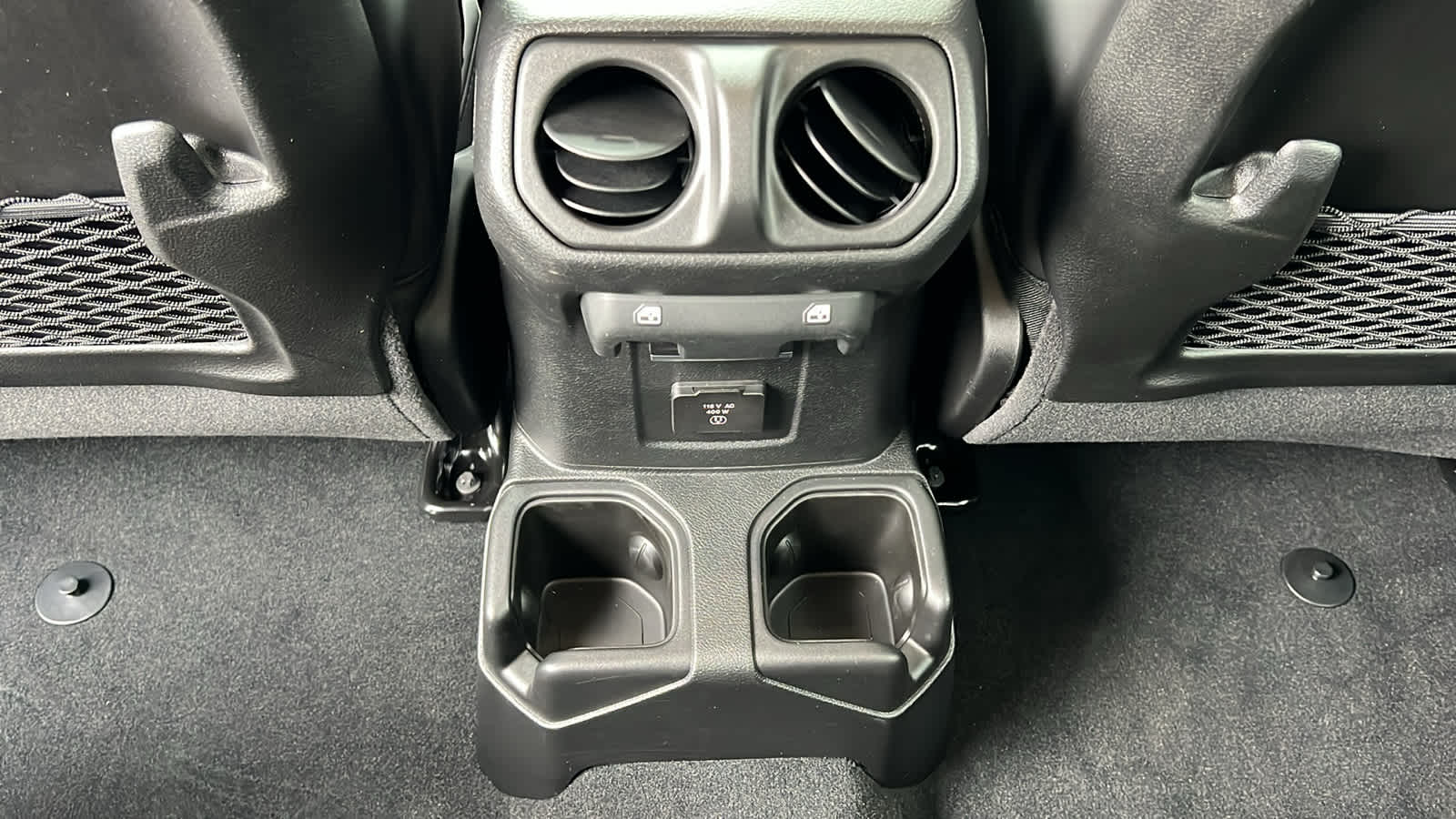 Thumbnail: 2025 Jeep Gladiator - 25