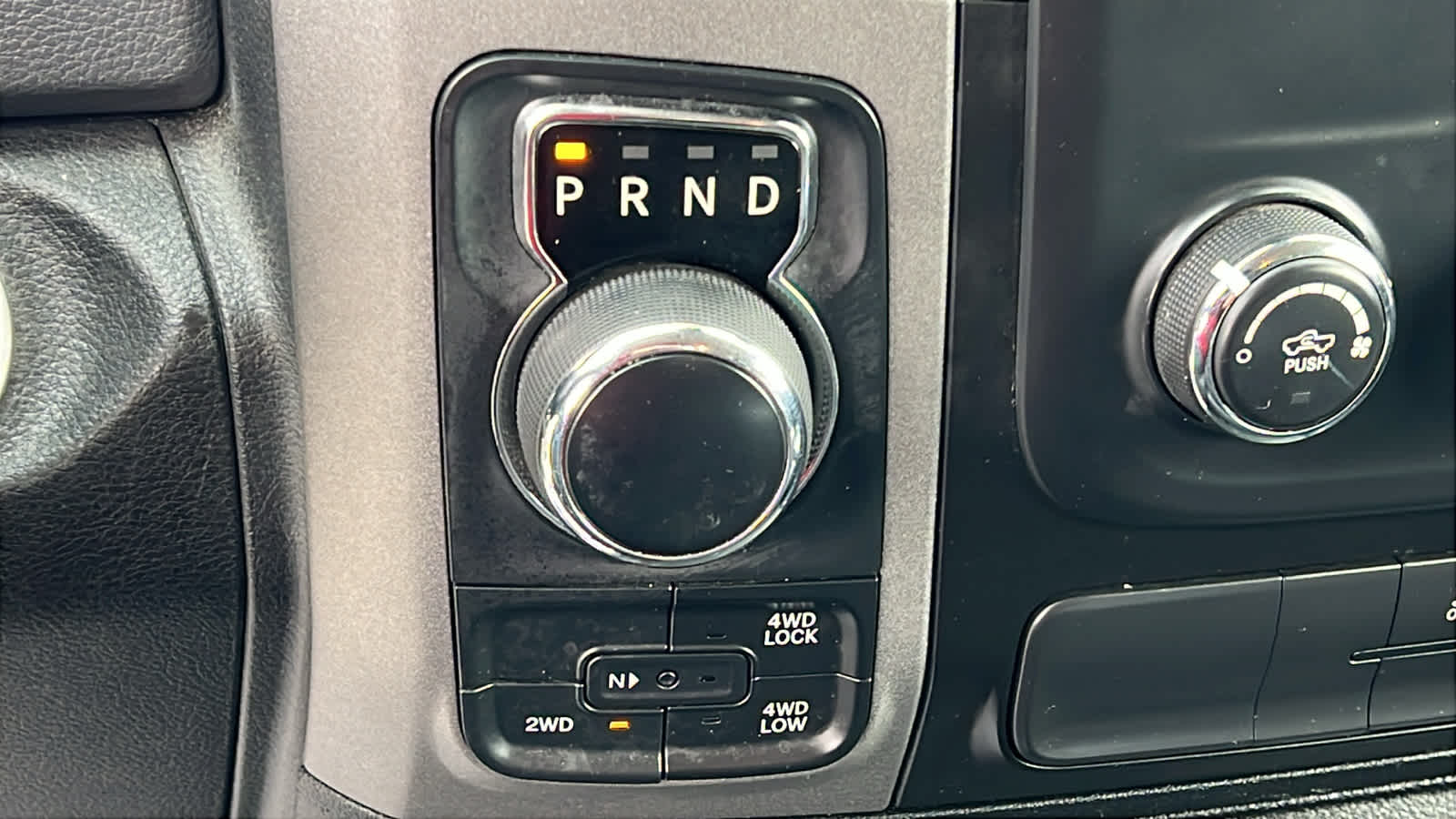 Thumbnail: 2019 RAM 1500 Classic - 13