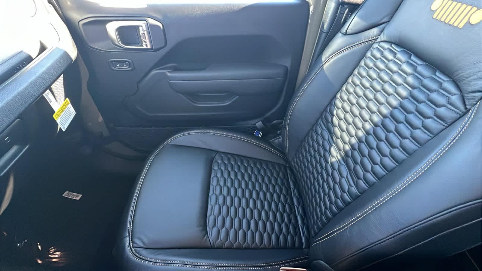 Thumbnail: 2026 Jeep Gladiator - 12