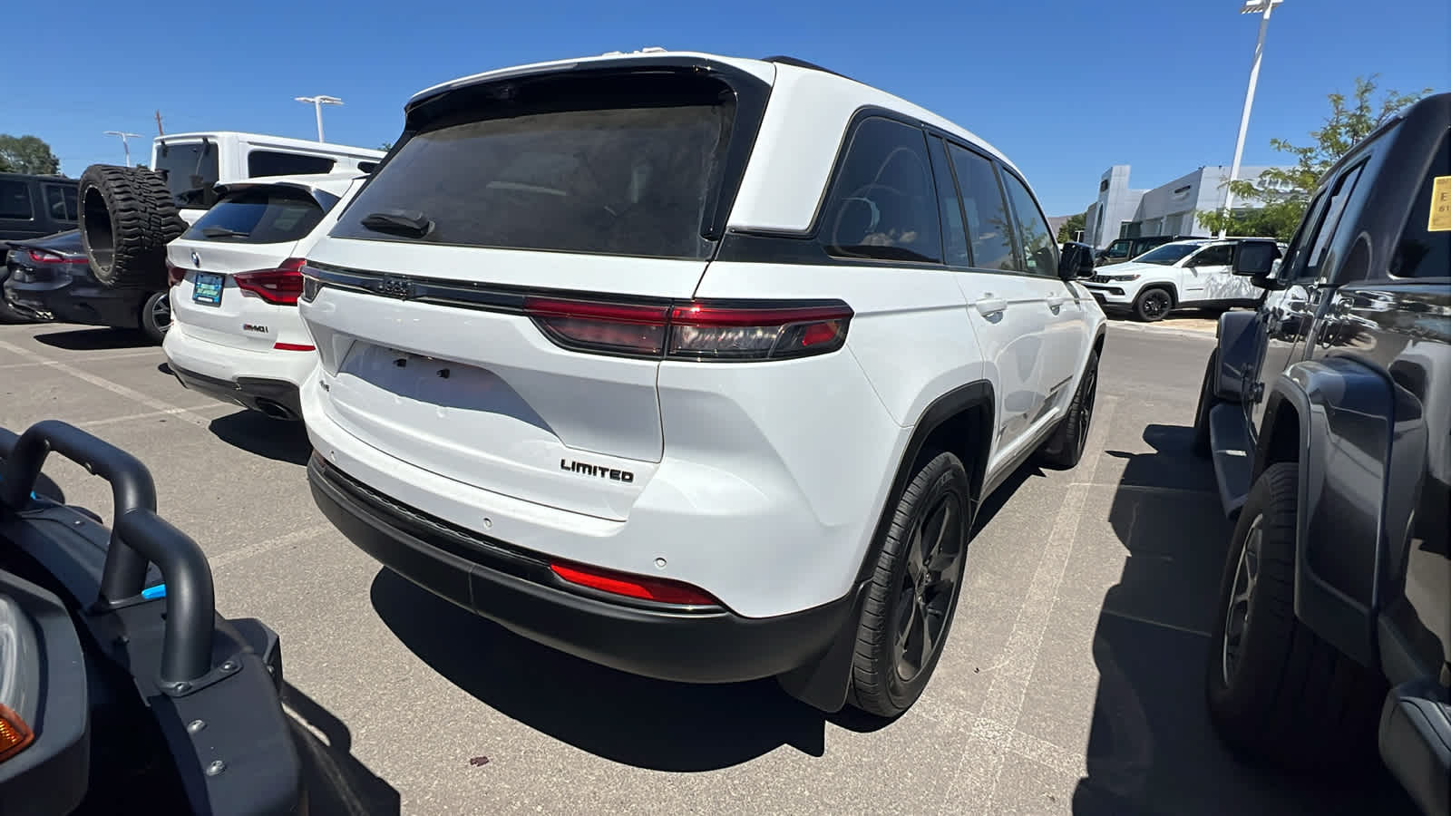 Thumbnail: 2023 Jeep Grand Cherokee - 5
