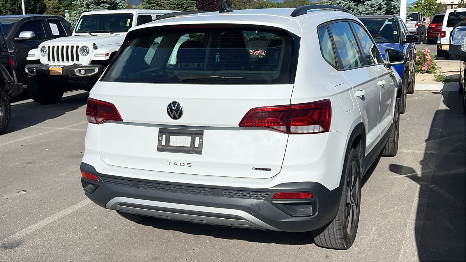 Thumbnail: 2024 Volkswagen Taos - 7