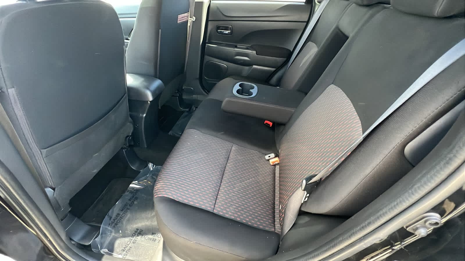 Thumbnail: 2017 Mitsubishi Outlander Sport - 24