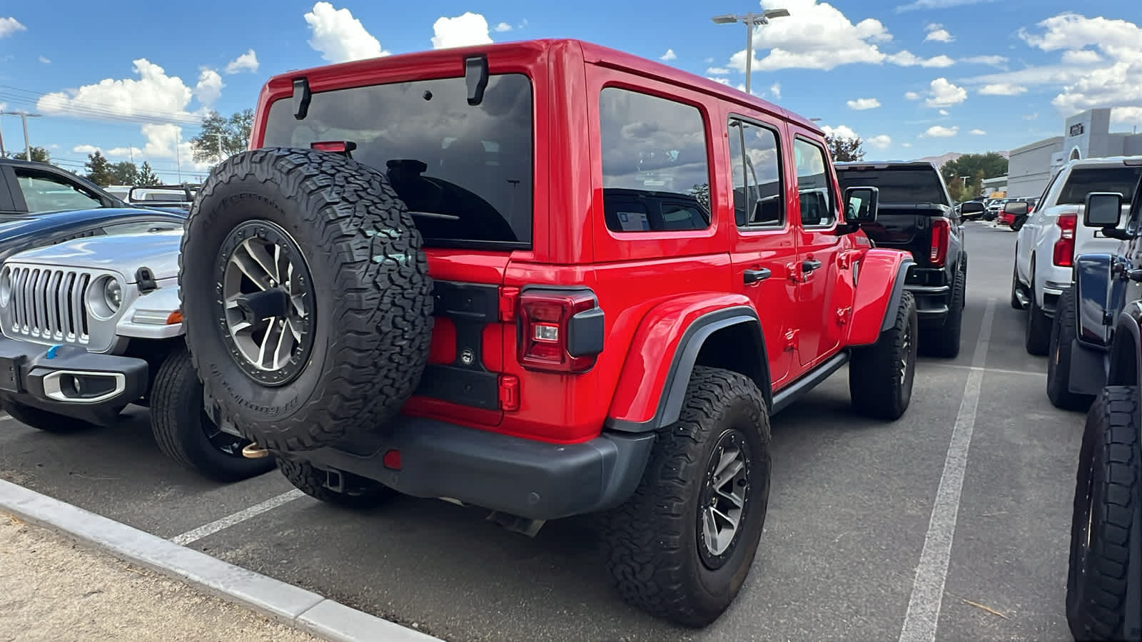 2024 Jeep Wrangler Rubicon 392 photo 4