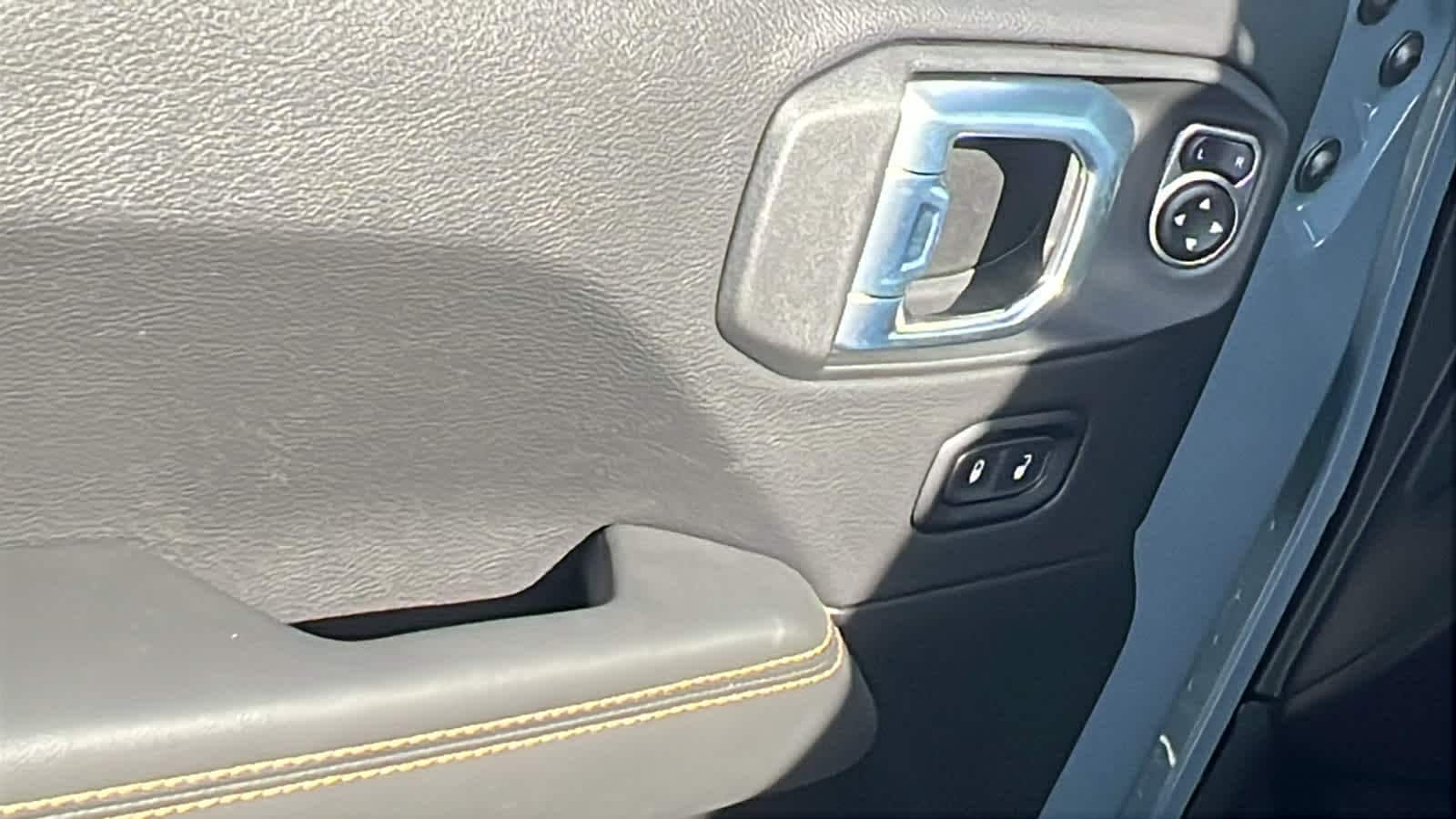 Thumbnail: 2026 Jeep Wrangler - 22