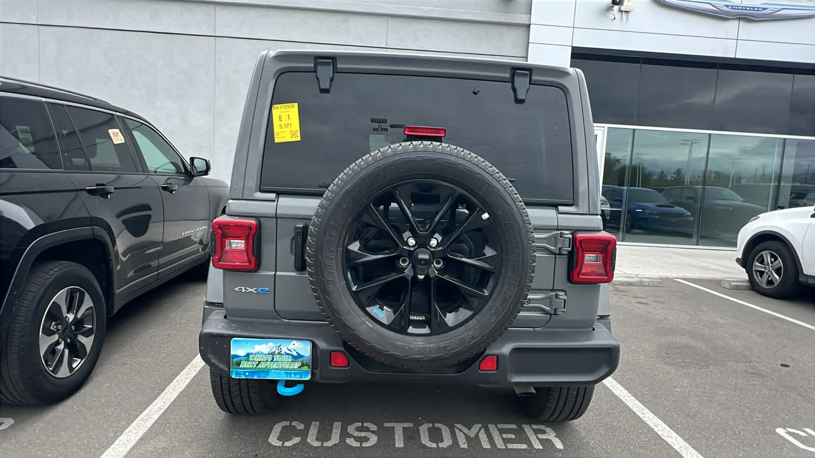 Thumbnail: 2022 Jeep Wrangler - 6