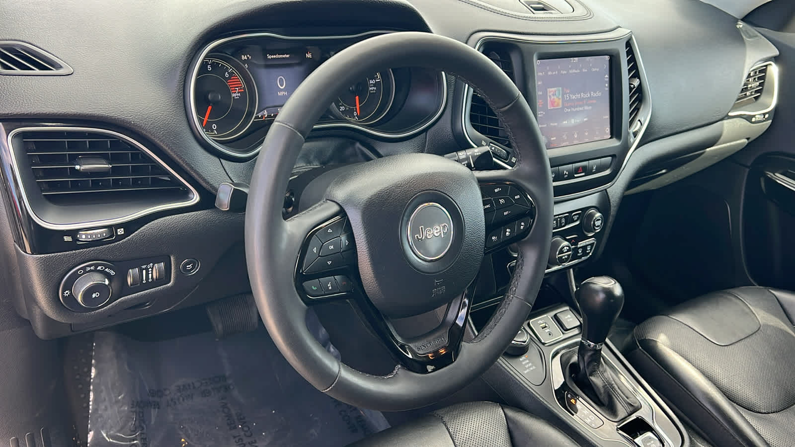 Thumbnail: 2023 Jeep Cherokee - 10