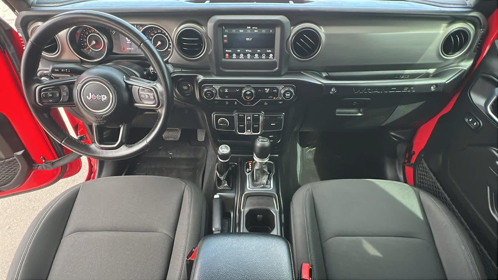 Thumbnail: 2022 Jeep Wrangler - 26