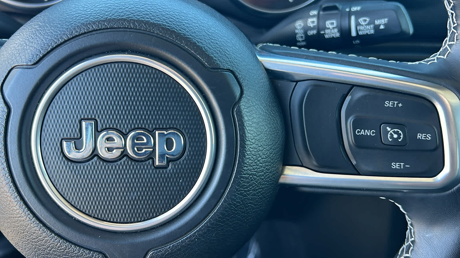 Thumbnail: 2022 Jeep Wrangler - 20