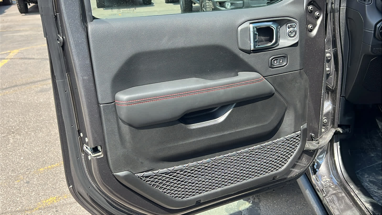 Thumbnail: 2025 Jeep Gladiator - 23