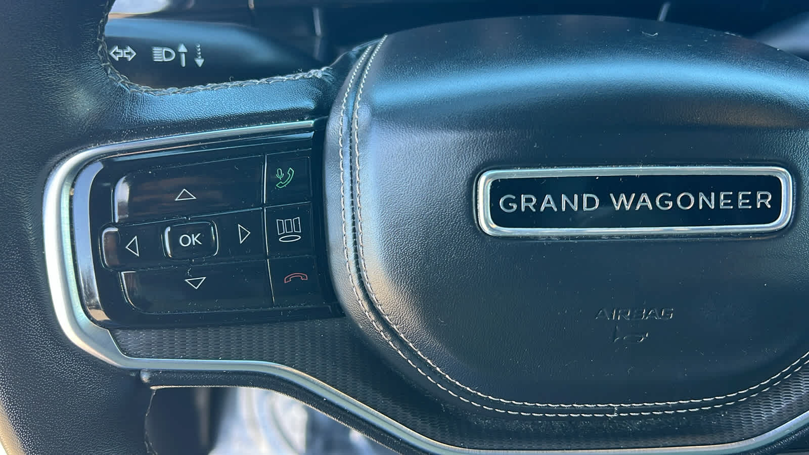 Thumbnail: 2024 Jeep Grand Wagoneer L - 19