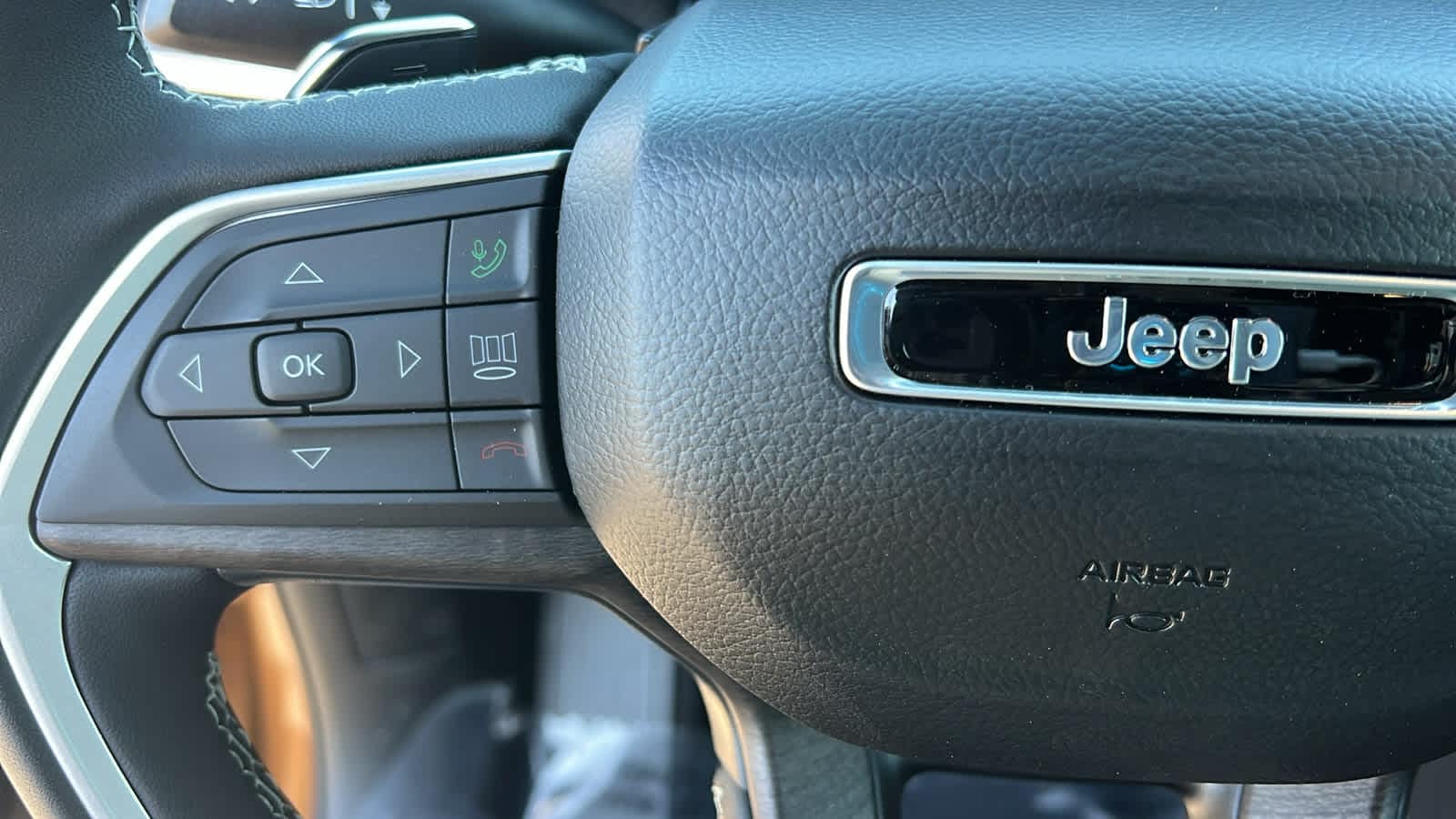 Thumbnail: 2026 Jeep Grand Cherokee - 19