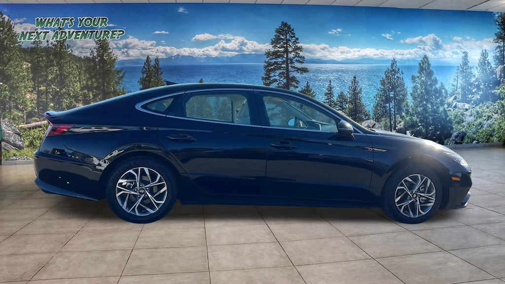 Used 2023 Hyundai Sonata SEL Sedan