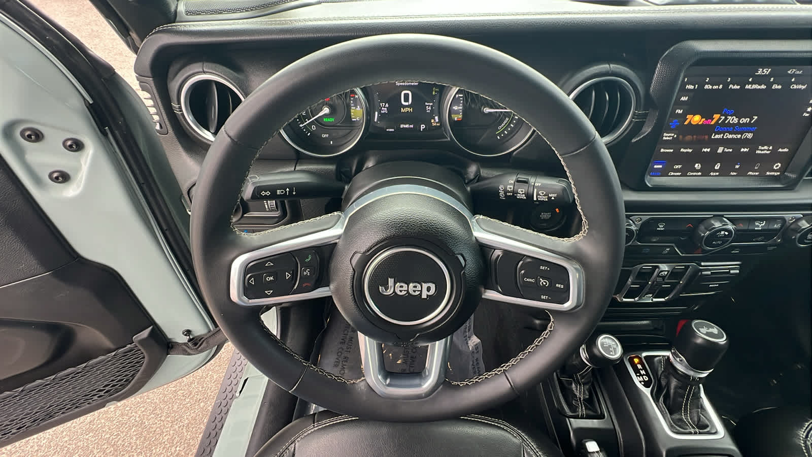 Thumbnail: 2023 Jeep Wrangler - 17