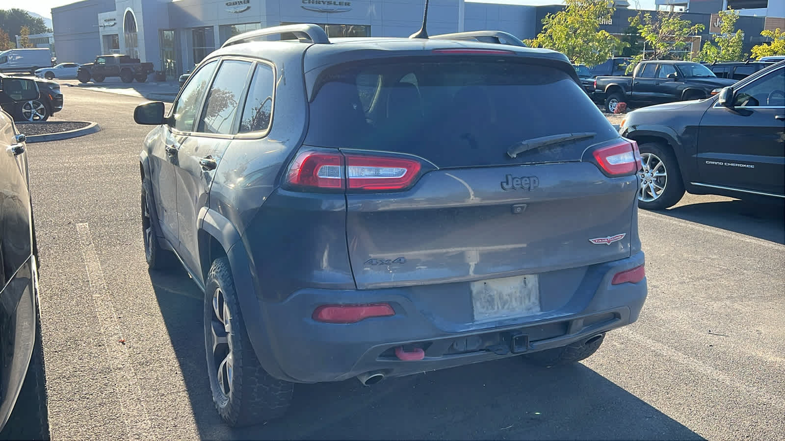 Thumbnail: 2016 Jeep Cherokee - 9