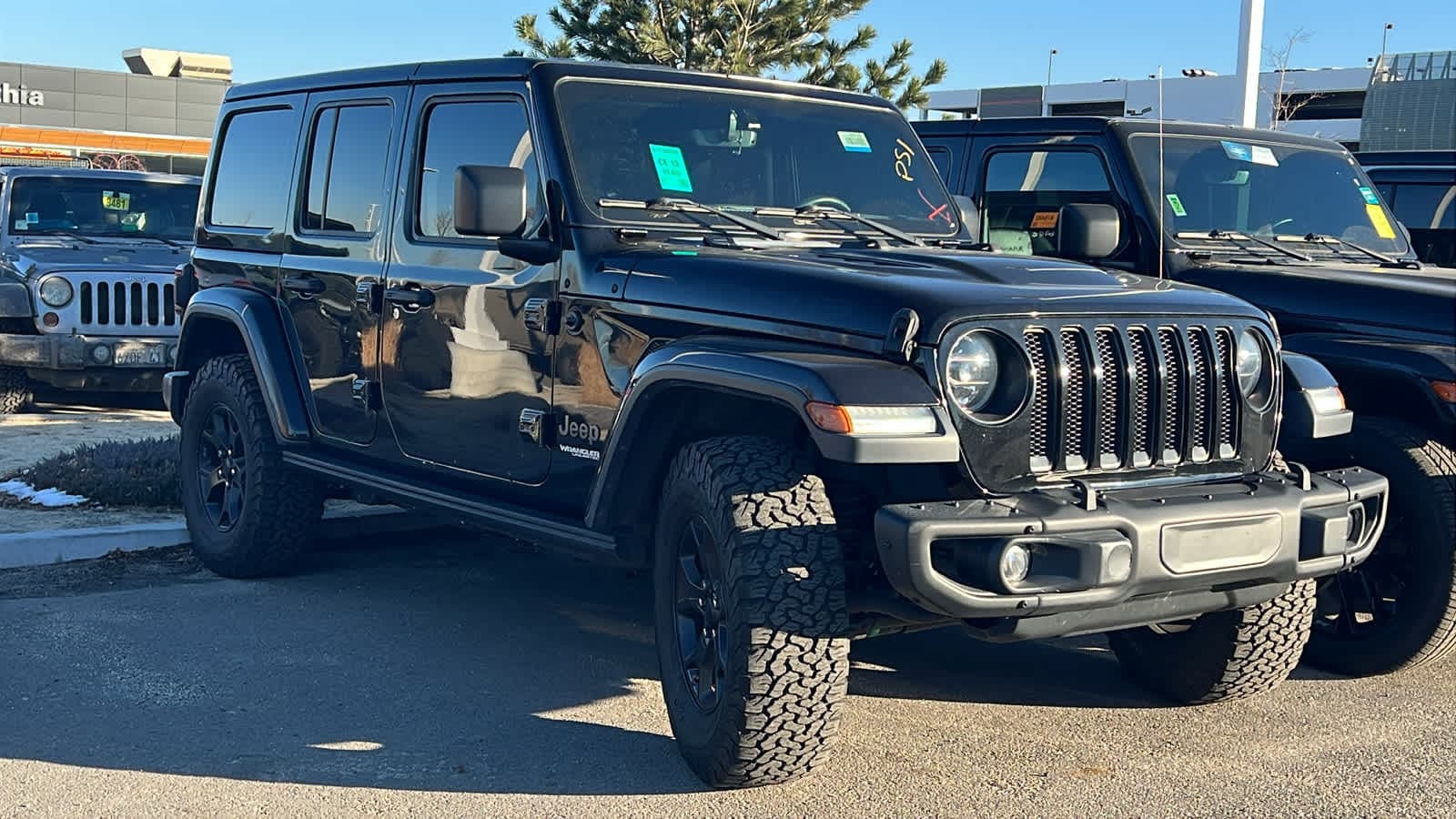 Thumbnail: 2019 Jeep Wrangler - 3