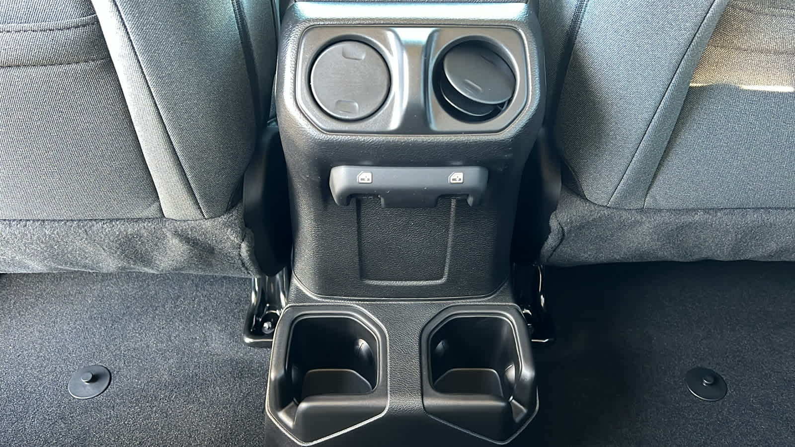 Thumbnail: 2026 Jeep Wrangler - 25